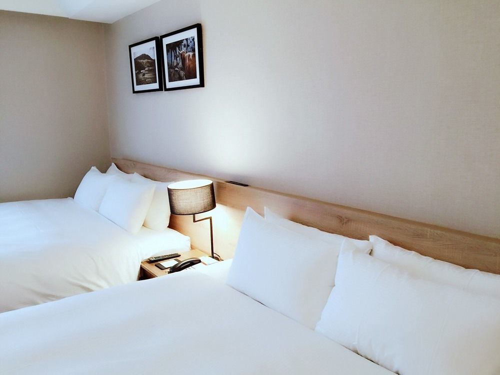 The Ho Hotel Hszincsu Kültér fotó