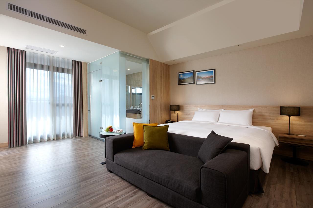 The Ho Hotel Hszincsu Kültér fotó