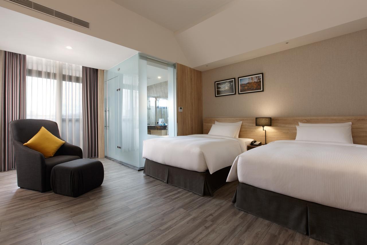 The Ho Hotel Hszincsu Kültér fotó