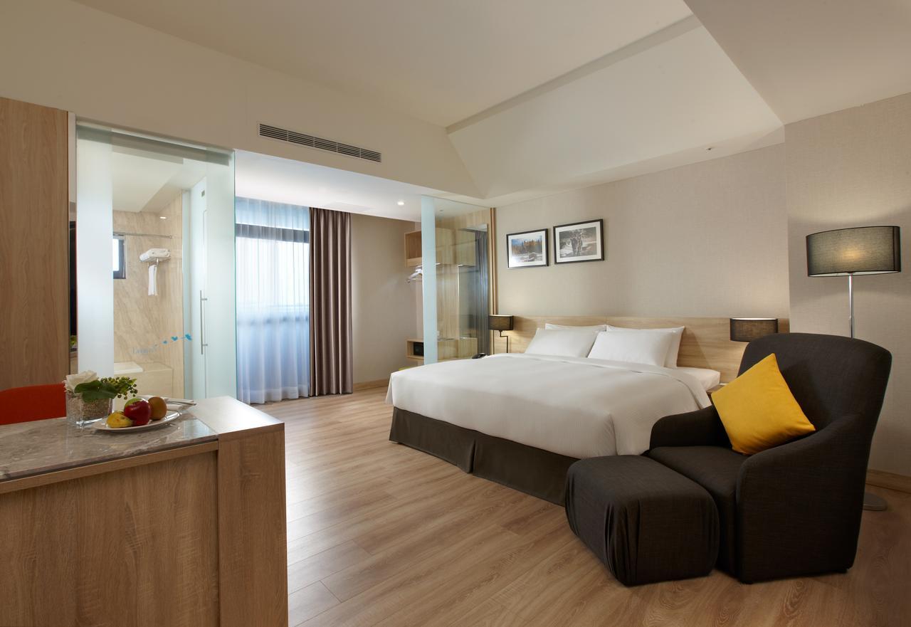 The Ho Hotel Hszincsu Kültér fotó