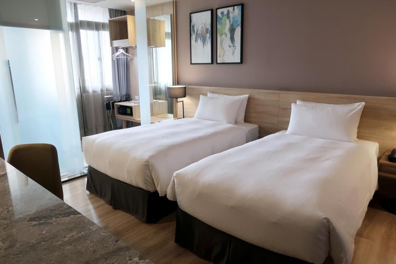 The Ho Hotel Hszincsu Kültér fotó